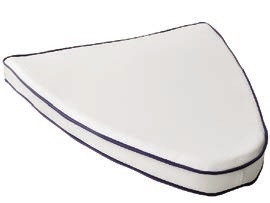ПОДУШКА Носовая кладовая, ткань ПВХ (белая с темно-синей отделкой) (Д40 см x Ш64 см x В5.5 см)
