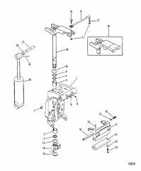 Шарнирный кронштейн и рычаг рулевого механизма (Номер отливки 1499-8709C5)